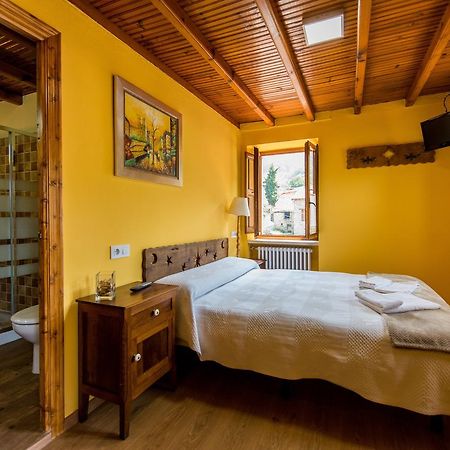 Hostal Pena Santa Soto  Luaran gambar