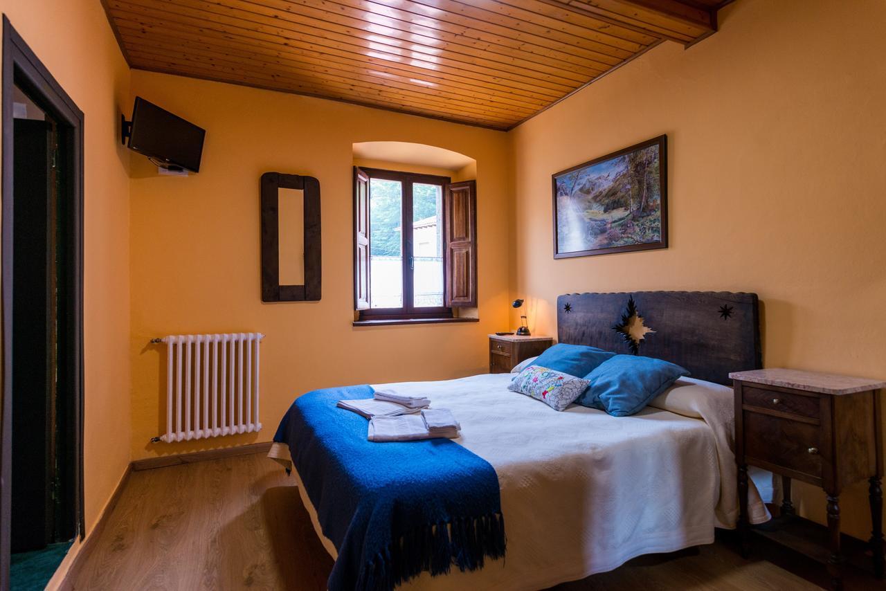 Hostal Pena Santa Soto  Luaran gambar