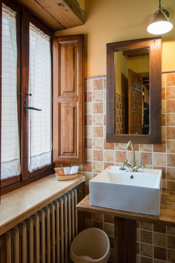 Hostal Pena Santa Soto  Luaran gambar