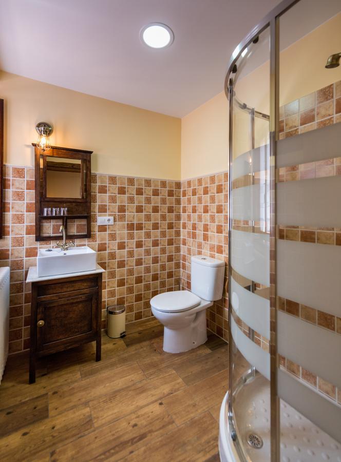 Hostal Pena Santa Soto  Luaran gambar