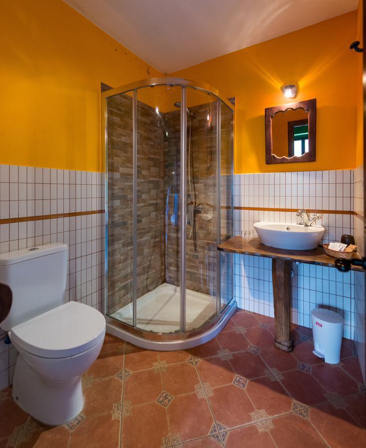 Hostal Pena Santa Soto  Luaran gambar