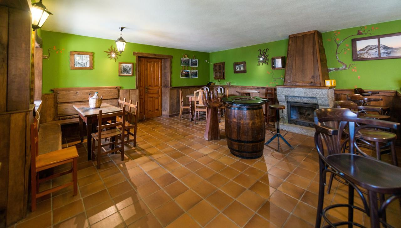 Hostal Pena Santa Soto  Luaran gambar